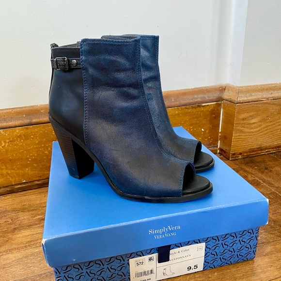 Simply Vera | EUC Sveston Navy Peep-Toe Bootie - Picture 7 of 7